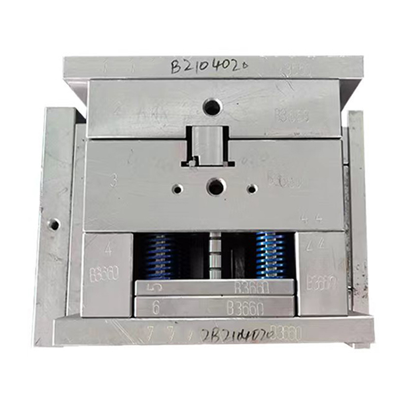Injection mould (1)