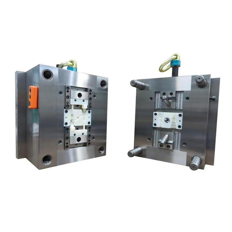 Injection mould (4)