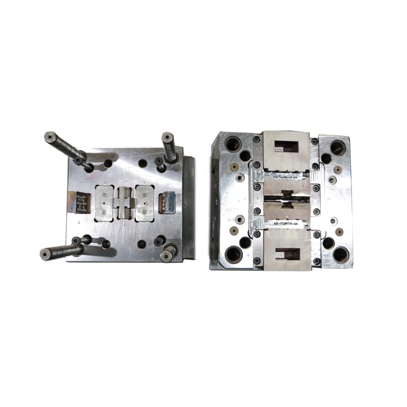 Injection mould (5)