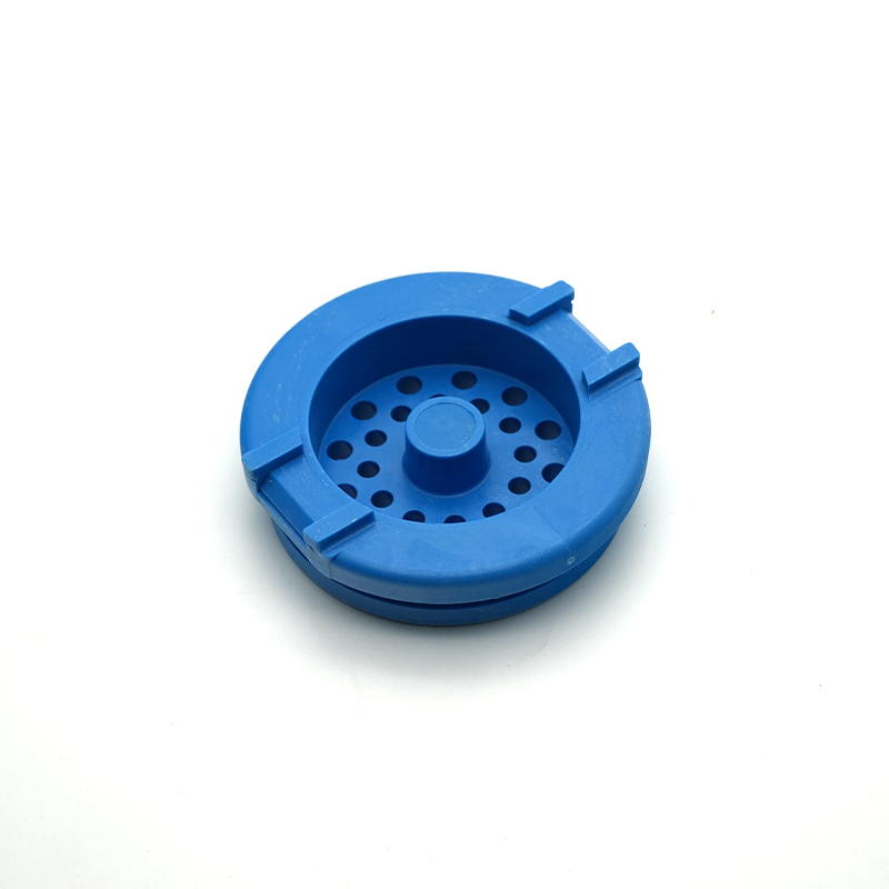 The plug made by insert mold blue nylon 66 with brass nut 3